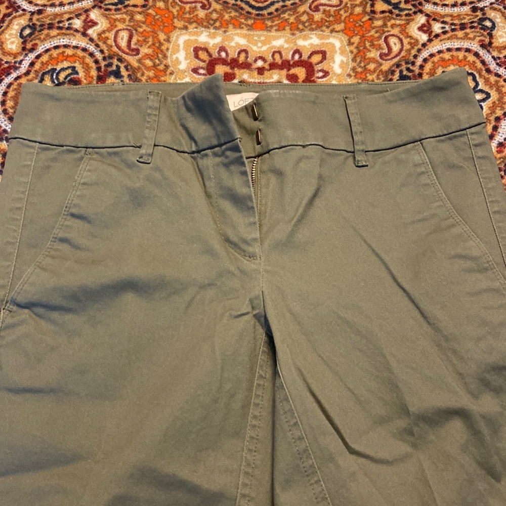 Loft Outlet pants, size 2, army green color
